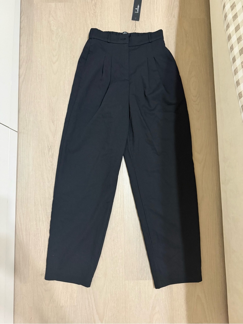 Lulus high waisted business minimalist office career black trousers pants